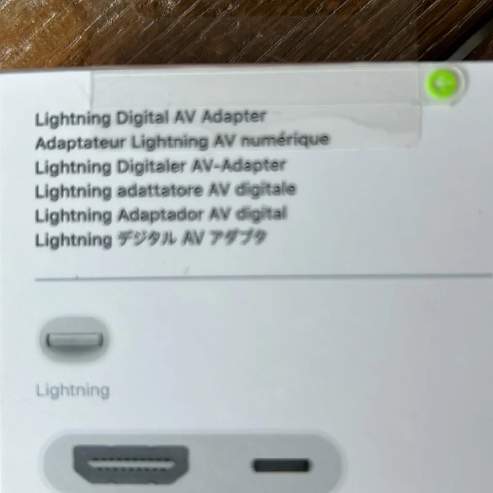 Apple lightening digital AV adapter